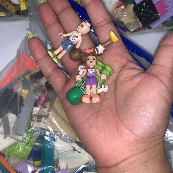 5 Lbs Bulk Mixed Lego Bricks And Accessories Including Some Figurines, Unsorted - Picture 4 of 7